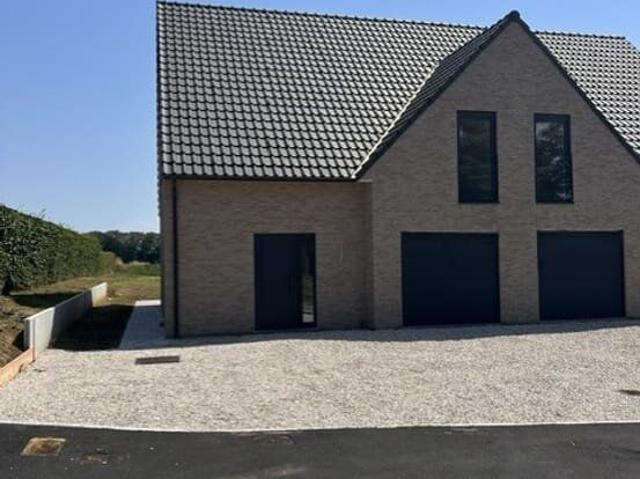 Maison neuve 4 ch garage jardin PEB A 1 ère occupation