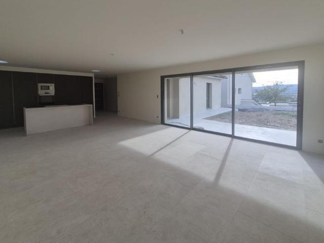 Maison neuve 5 pièces 120 m²