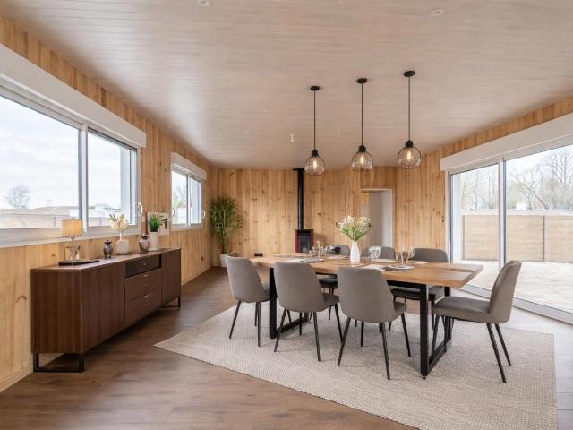 A VENDRE à ARES Maison neuve 6 pièces avec jardin