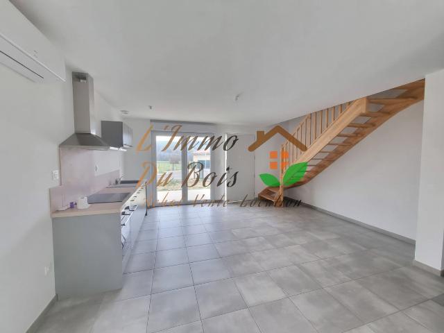 Maison neuve à Hauterives