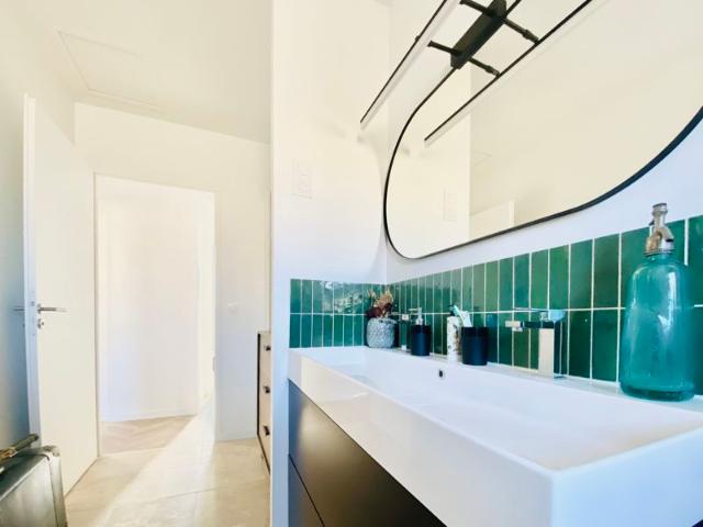 Maison neuve de 125 m2 habitable sur terrain plat de 700 m2 bien exposé à LABEGE !