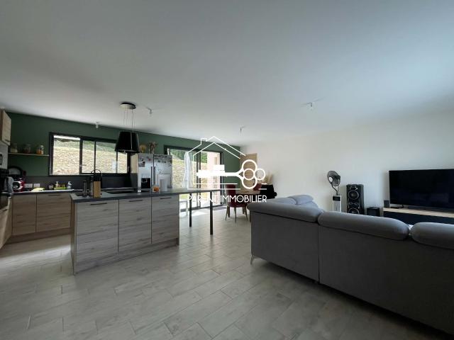 Maison neuve de 2024 3 chambres Rare sur le secteur Saint Agnant de Versillat