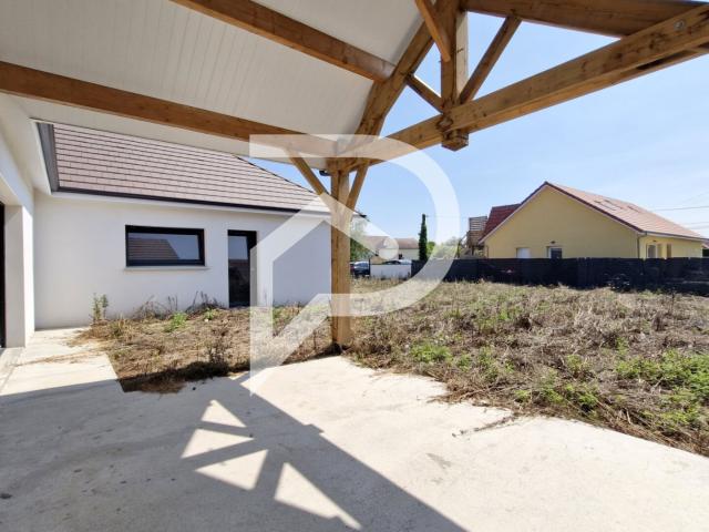 Maison neuve de plain pied, 5 pièces 118 m² avec garage, pro. 118m² Orthez