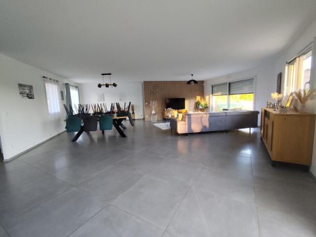 MAISON NEUVE de plain pied