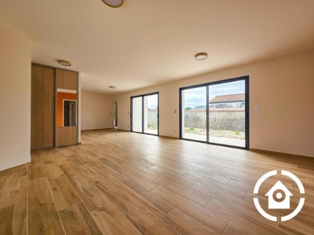 ? Maison neuve de plain pied à louer 3 chambres Gara