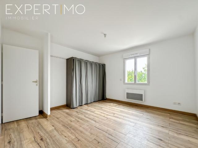 Maison neuve, individuelle, édifié sur sous sol total