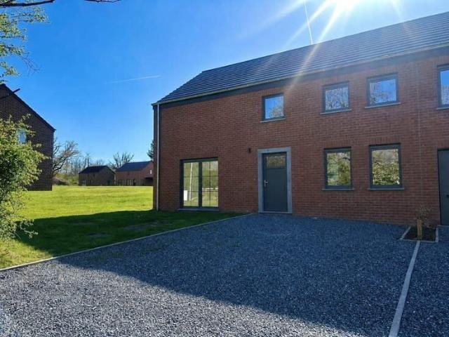 Maison neuve PEB A 3 chambres+ bureau Petithan Durbuy