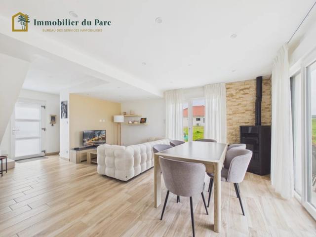 Maison neuve récente à Phaffans