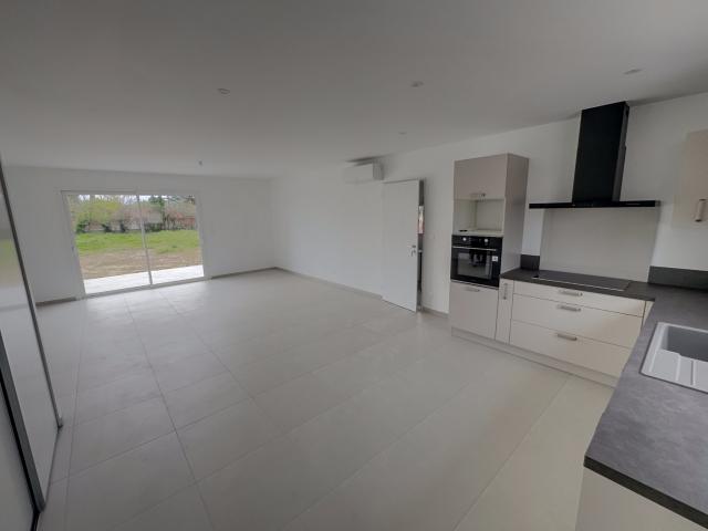 Maison neuve T4 avec garage et jardin VIVIERS LES MONTAGNES