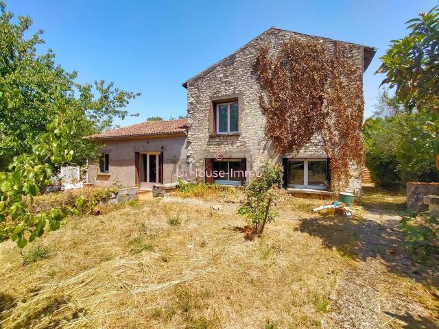Maison, Neuville de Poitou