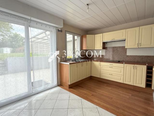 Maison, Neuville en Ferrain