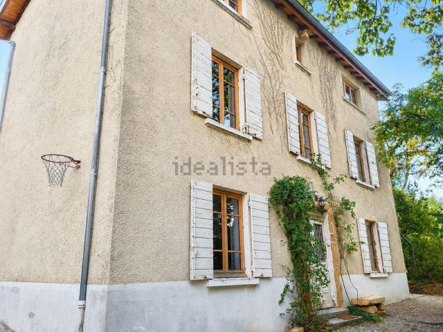 Maison, Neuville sur Saône