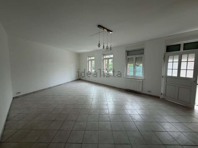 Maison, Neuvilly