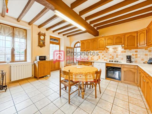 Maison Neuvy Sautour 9 pièce s 206 m2