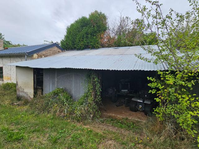 MAISON AVEC GRANGE A RENOVER A MARZY