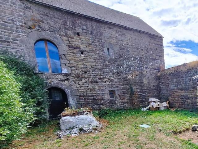 Maison, Néant sur Yvel