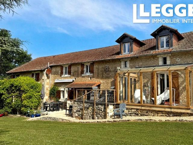 Maison, Négrondes