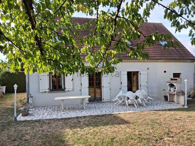 Maison, Nemours