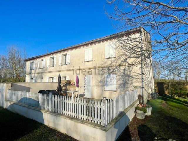 Maison, Néré
