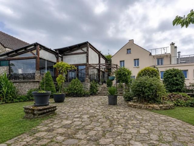 Maison, Nerville la Forêt