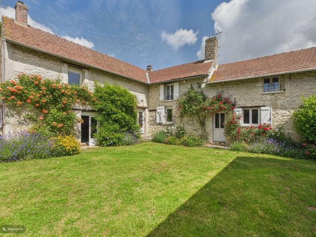 Maison, Néry