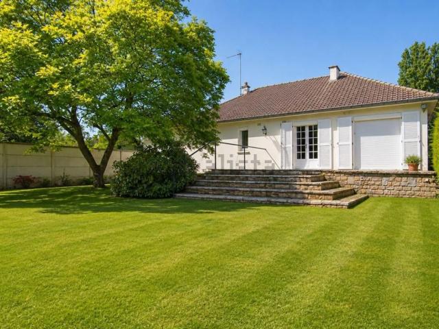 Maison, Nesle