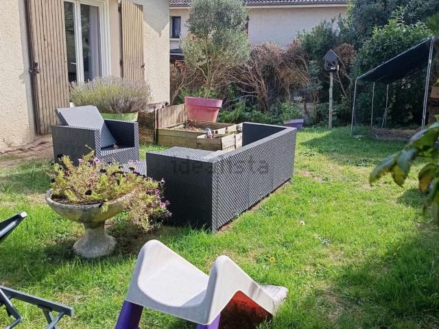 Maison, Nivolas Vermelle