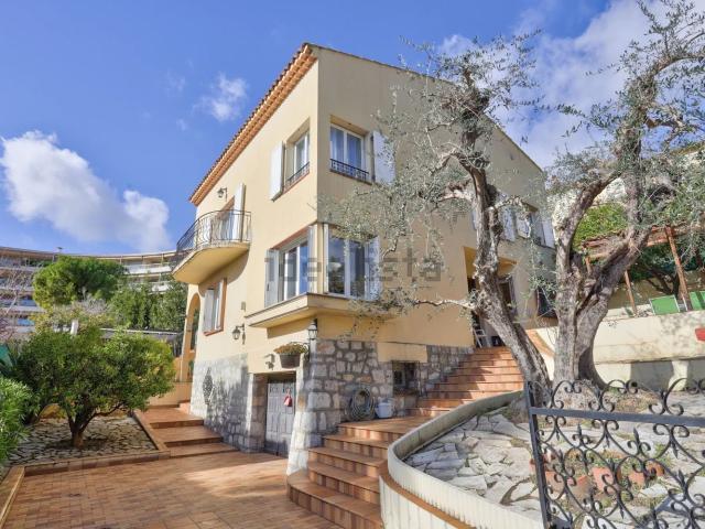 Maison, Nice