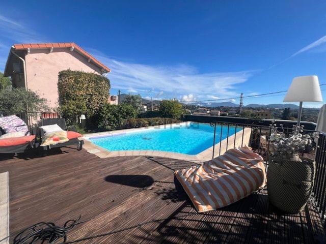 Maison, Nice