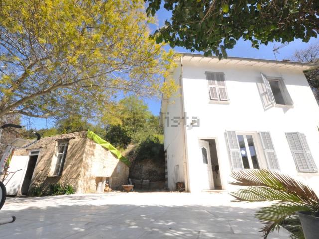 Maison, Nice