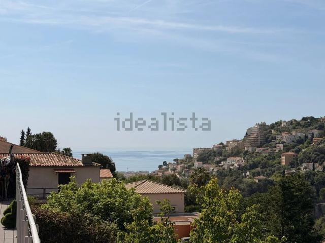 Maison, Nice