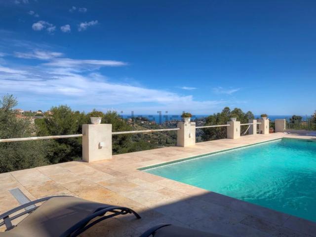 Maison, Nice