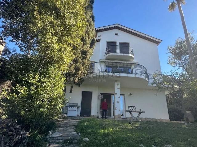 Maison, Nice