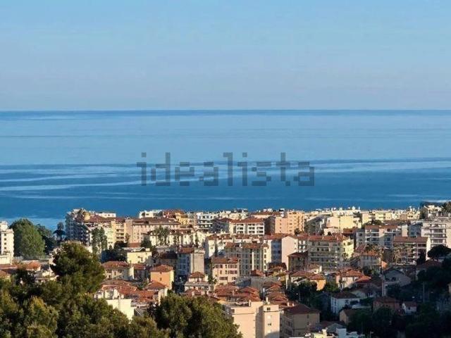 Maison, Nice
