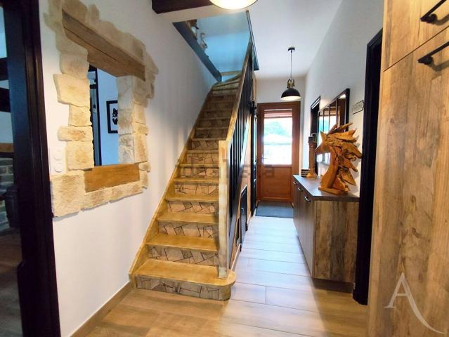 Maison, Nielles lès Bléquin