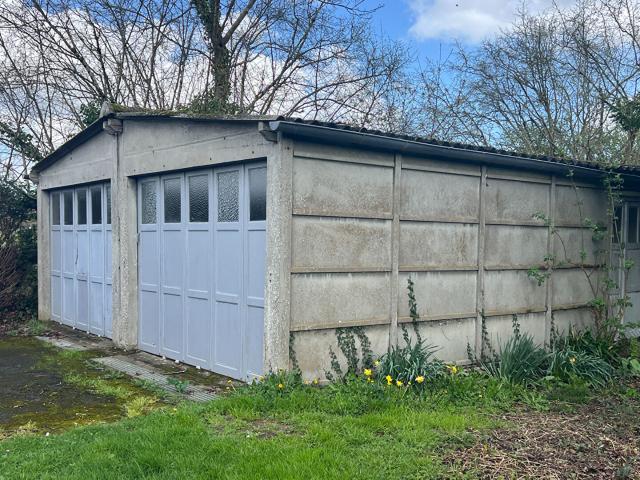 Maison Nieuil L Espoir PAVILLON de 87 m2 sur 1496 m2 de terrain
