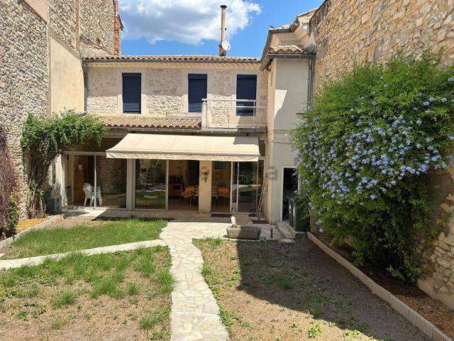 Maison, Nîmes