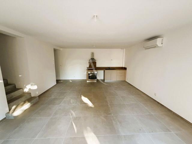 Maison Nimes 4 pièce s 92.03 m2