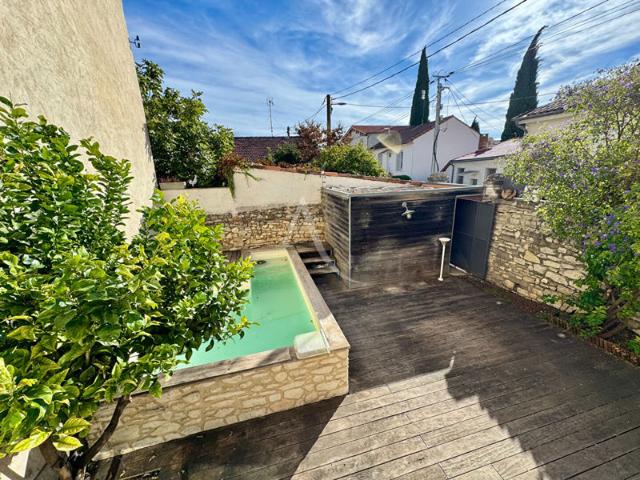Maison Nimes 5 pièce s 131.58 m2