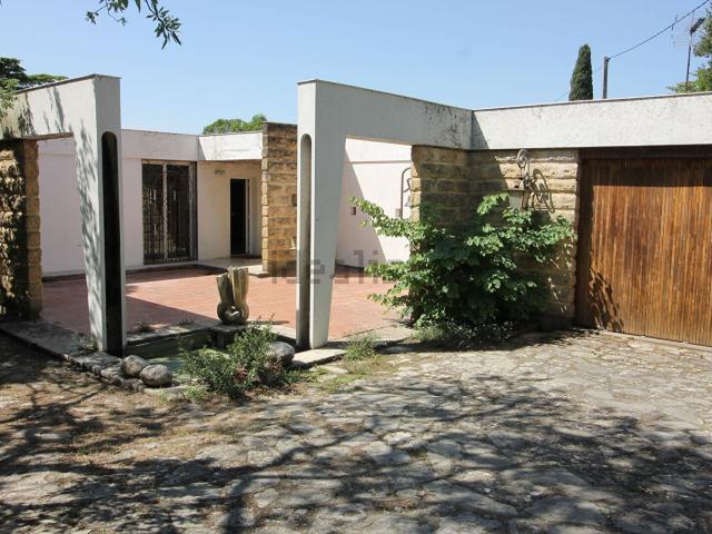 Maison, Nîmes