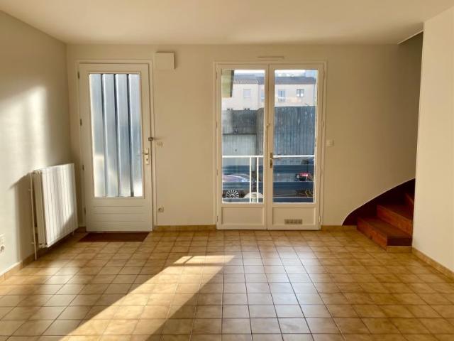 MAISON NIORT 3 pièce s 88 m2