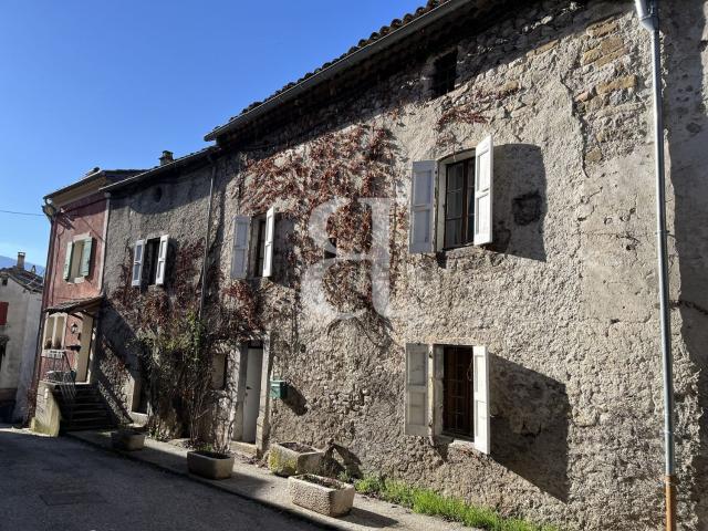 Maison, Nyons