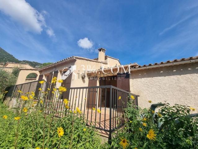 Maison, Nyons