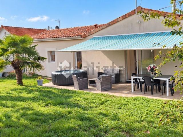 Maison, Smarves