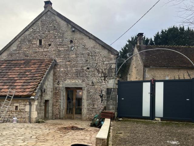 Maison, Sougères en Puisaye