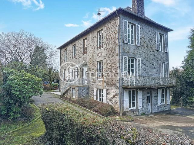 Maison, Sourdeval
