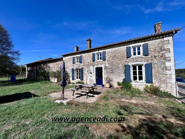 Maison, Souvigné