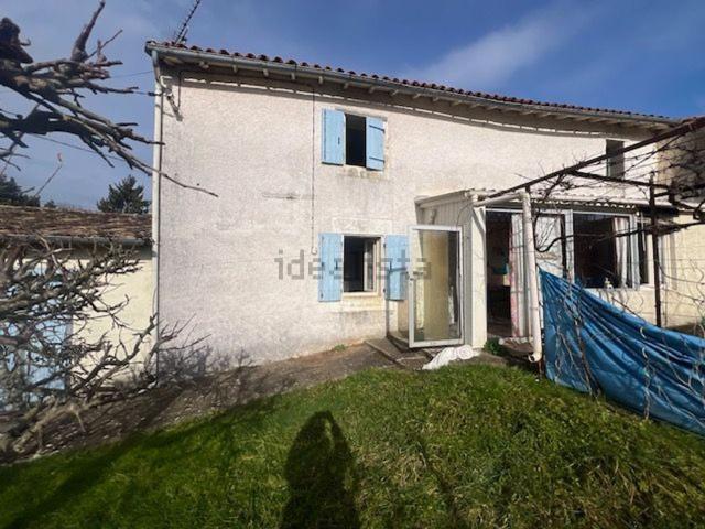 Maison, Souvigné