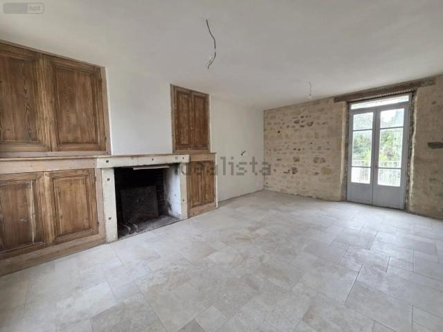 Maison, Chivres Val
