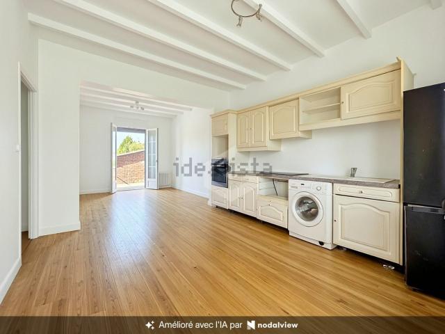 Maison, Pasly